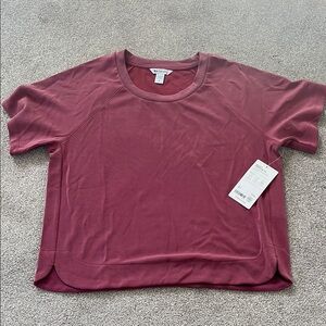 NWT! Women’s Athleta Seasoft Sweatshirt Tee